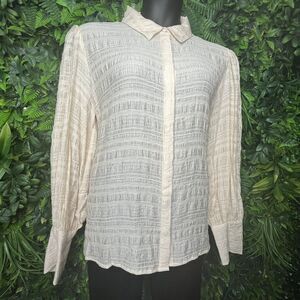 Guess Women Tops XL Beige Crinkle Blouse Collar Long‎ Sleeve MSRP$89.00 NWT 0201